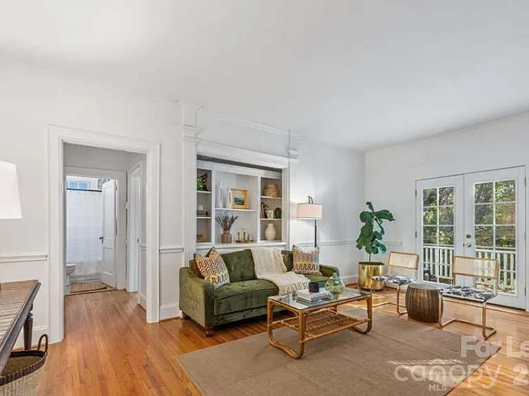 118 Altondale Ave #3 — Photo 2