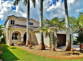 1641 Winterberry Ln, Weston, FL 33327