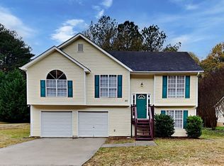 55 Riverside Ct, Hampton, GA 30228