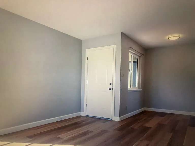 1235 Parkington Ave #2 — Photo 4