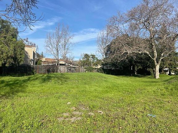 4th image of 28538 Huntwood Ave