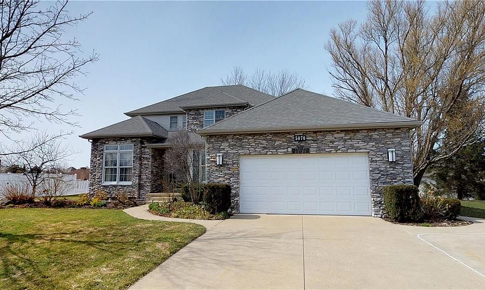 1st image of 5070 Ellington Dr