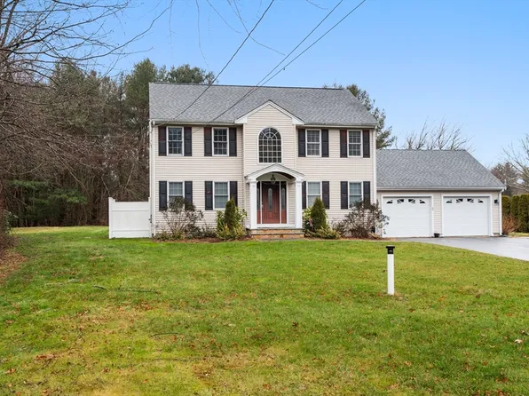 592 Myricks St, Taunton, MA 02780