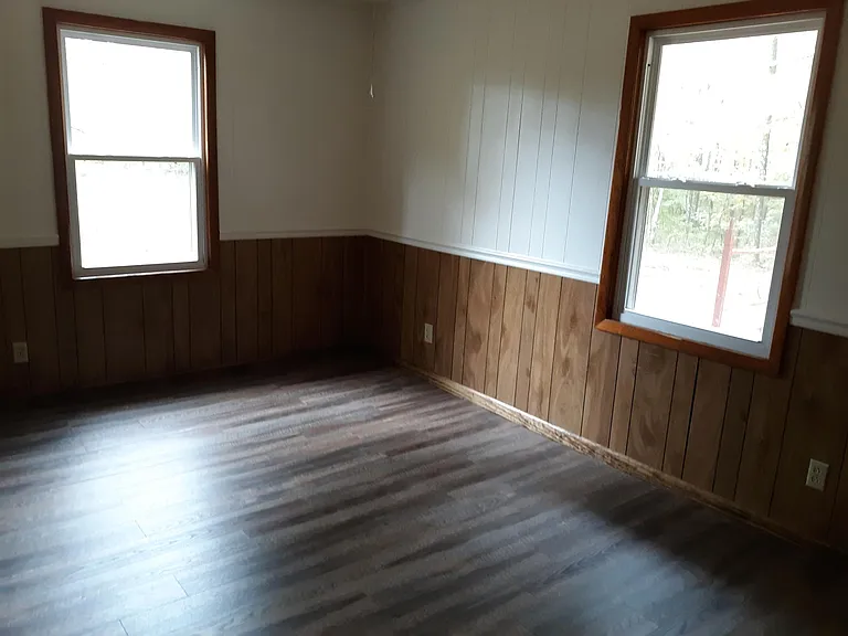 25019 Ridge Rd — Photo 8