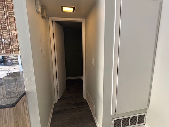3rd image of 662 Driftwood Ln