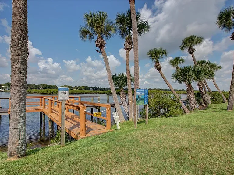 58 Sabal Cay Ct — Photo 4
