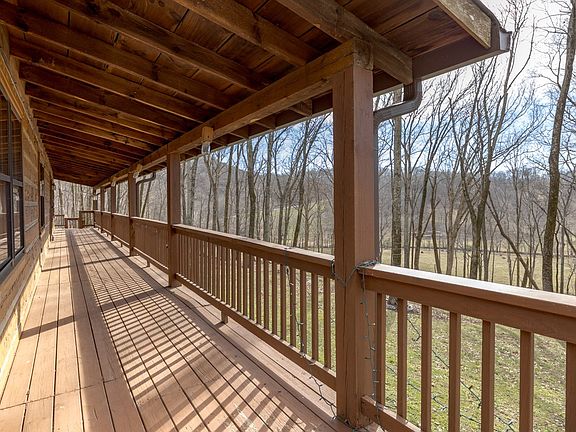 3rd image of 1762 Burke Hollow Rd