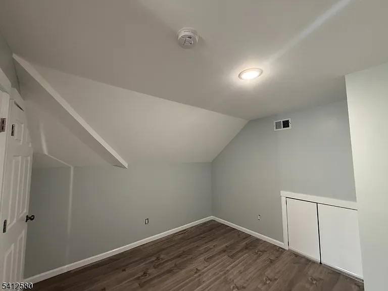 190 E Lindsley Cedar — Photo 13