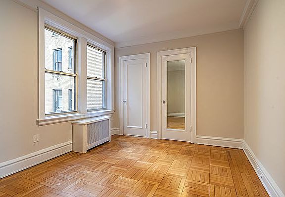 4th image of 698 W End Ave APT 10A