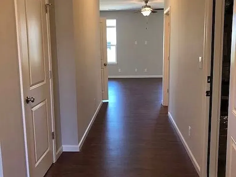 3209 Osborne Dr — Photo 3