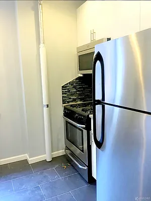 Rented by Oxford Property Group | media 30