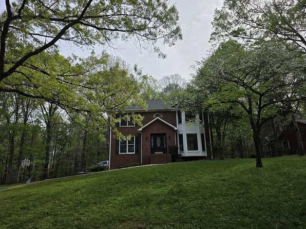 607 Randa Dr, Statesville, NC 28625