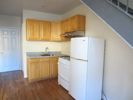 Rented by Bohemia Realty Group | media 8