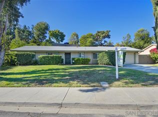 534 Mistletoe St, Vista, CA 92083