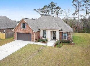 710 Red Pine Dr, Ponchatoula, LA 70454