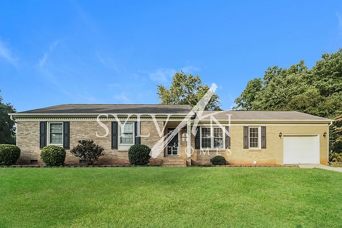 1st image of 2125 Helen Dr