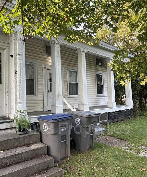 1st image of 211 Pleasant St