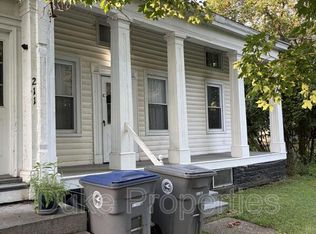 211 Pleasant St, Manlius, NY 13104