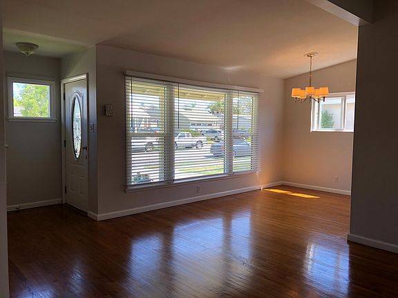 Living room / Dinning