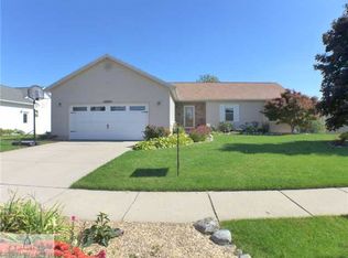 4920 Sunset Dr, Potterville, MI
