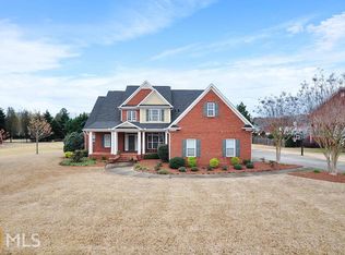 7 Oxford Dr, Cartersville, GA 30120