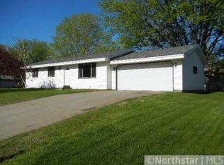 7350 Pinetree Ln NE, Fridley, MN 55432