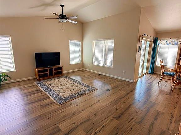5th image of 1526 Hickory Drive