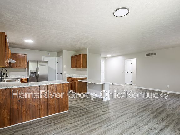 4th image of 2861 Regal Ln