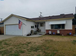 642 Dexter Ave, Porterville, CA 93257
