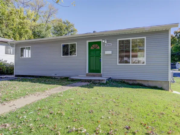 10500 Count Dr, Saint Louis, MO 63136