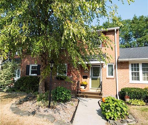 5th image of 4309 1/2 Belmont Dr