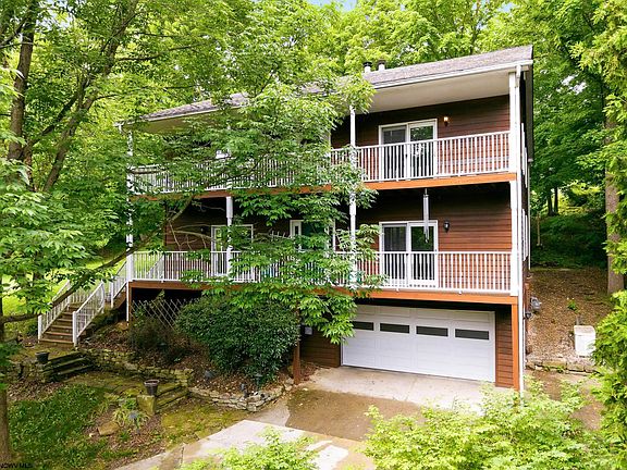 2nd image of 3607 Monarch Ct