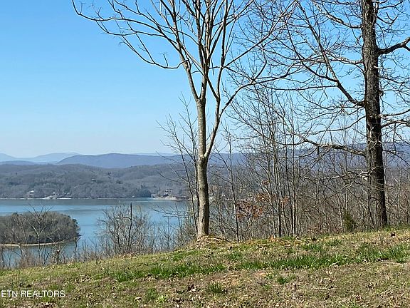 4th image of 554 Grande Vista Dr