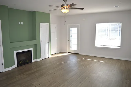 4940 Innovation Dr Photo 1