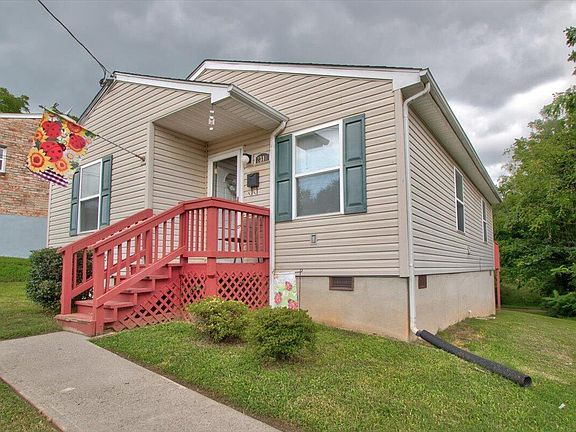 2nd image of 2311 Staunton Ave NW