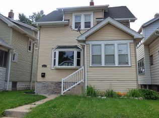 2239 S 68th St, Milwaukee, WI 53219