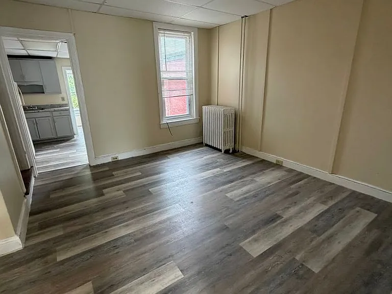 232 Wunder St — Photo 12