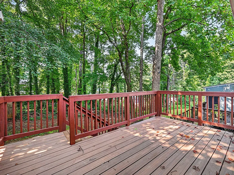 138 Springstead Ct SW — Photo 20