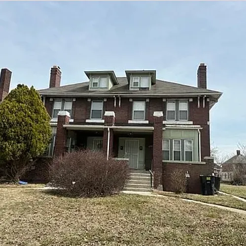 1846 W Grand Blvd Photo 1