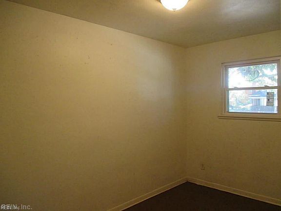3rd image of 2908 Marshall Ave