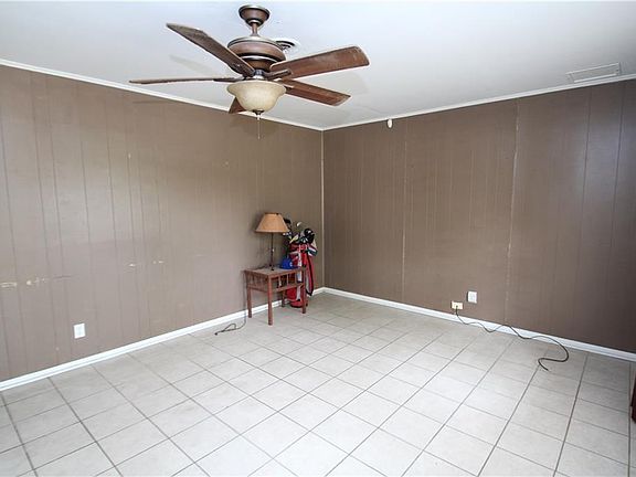5th image of 3109 Edgemont Dr
