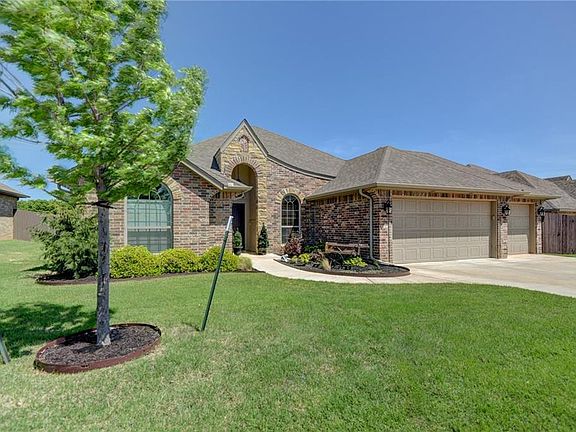 2nd image of 4108 Vista Dr