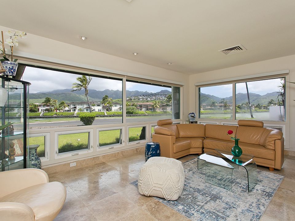 636 Kaumakani St, Honolulu, HI 96825 | Zillow