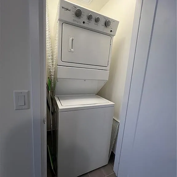 16 Concord Pl #348 — Photo 11