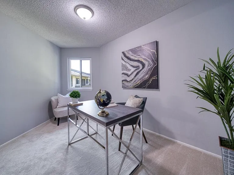 1178 N Abbott Ave — Photo 7