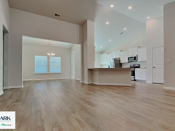 5th image of 163 Barwick Dr NW