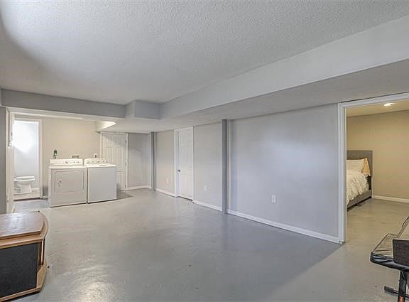 5th image of 5725 Sloan Ave