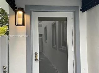 3680 SW 24th St #3682, Miami, FL 33145