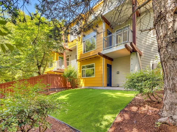 7430 Newcastle Golf Club Road #8D, Newcastle, WA 98059