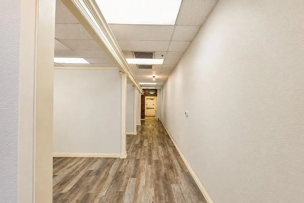 Studio, $1,603 — Photo 3